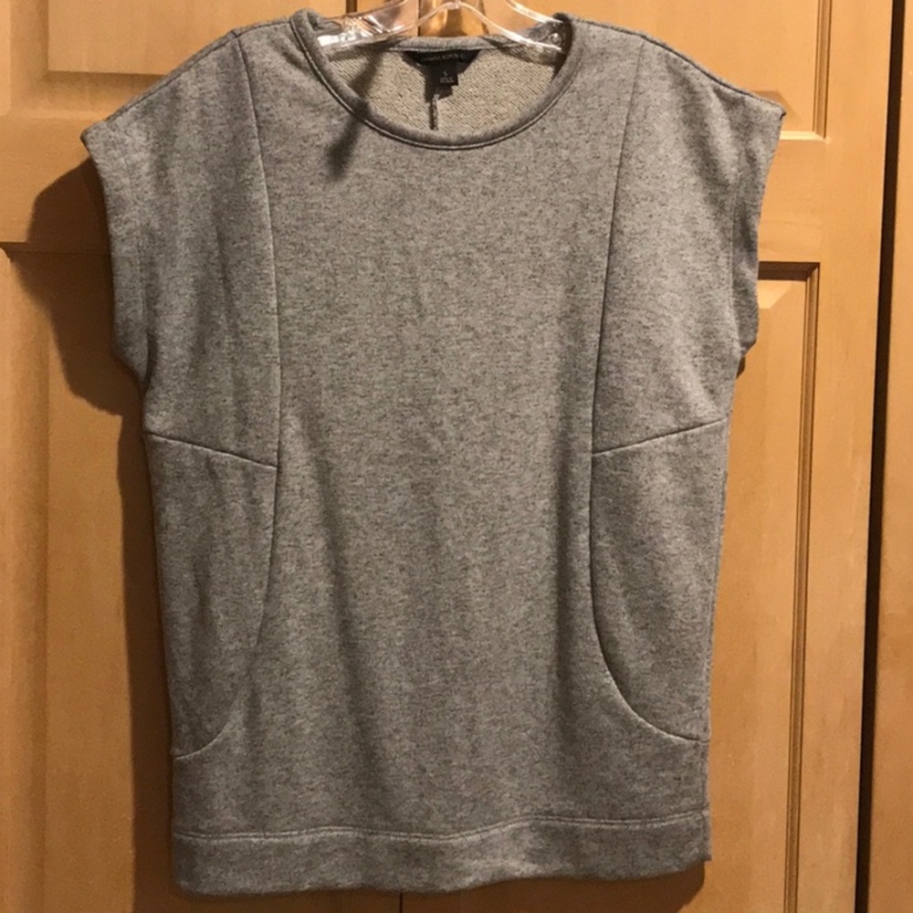 Banana Republic sleeveless marled knit top